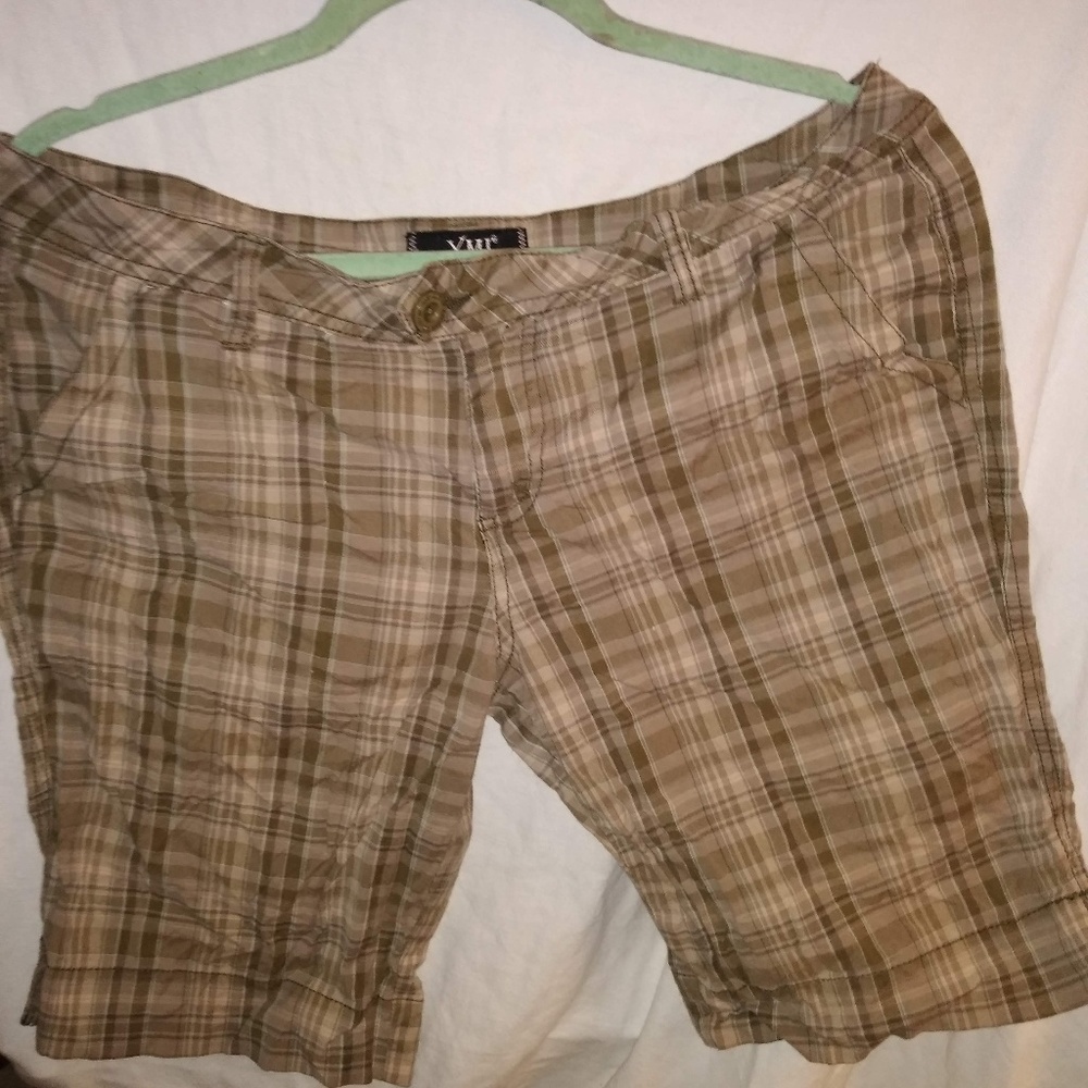 YMI sz 13 junior long shorts